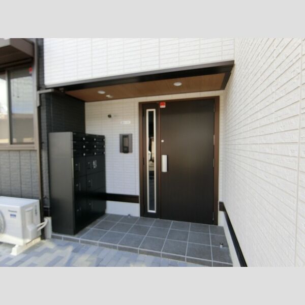 エントランス (エントランス)