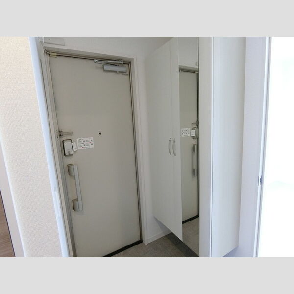 玄関 (玄関)