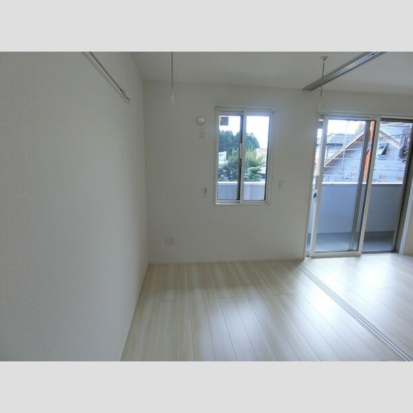 その他 (洋室)