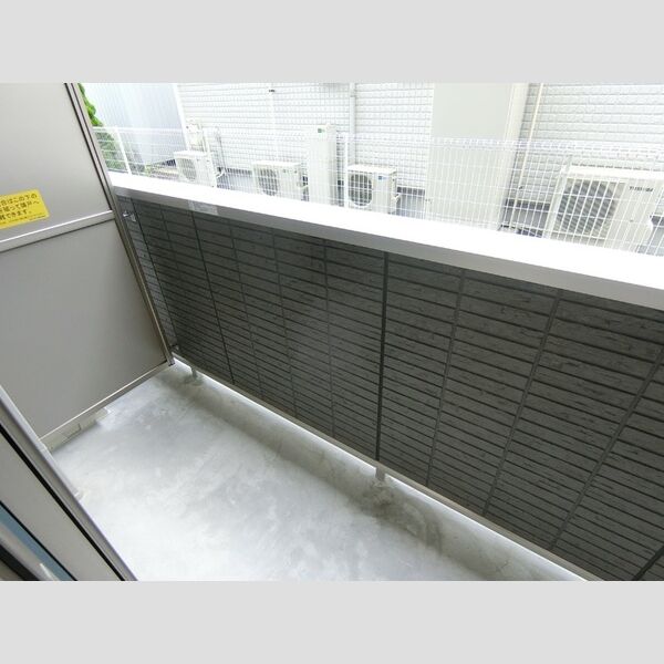 バルコニー・ベランダ (バルコニー)