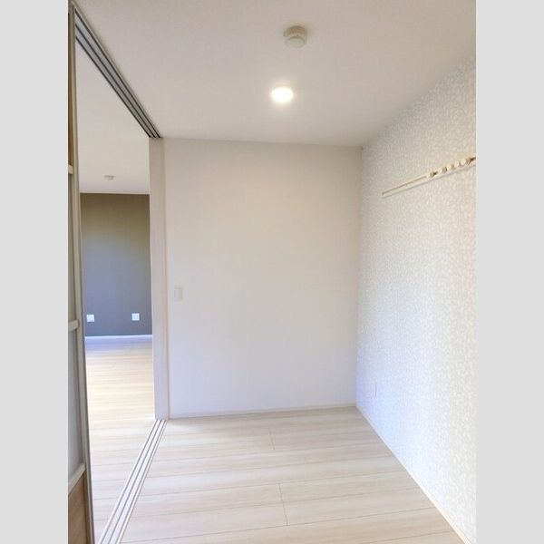 その他 (洋室)