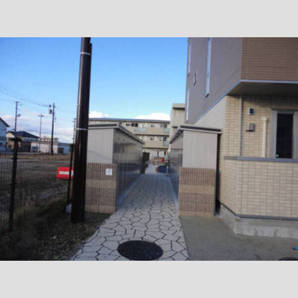 その他 (ほし西側物置)