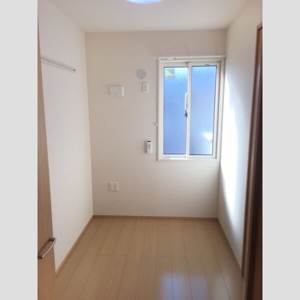 その他 (洋室)
