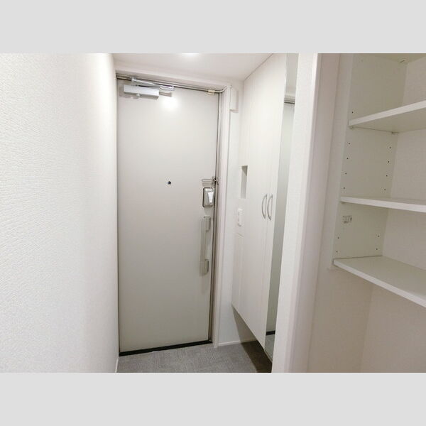 玄関 (玄関)