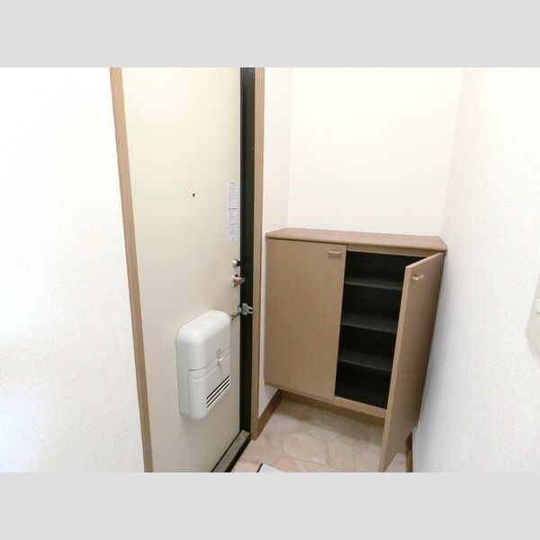 玄関 (玄関)