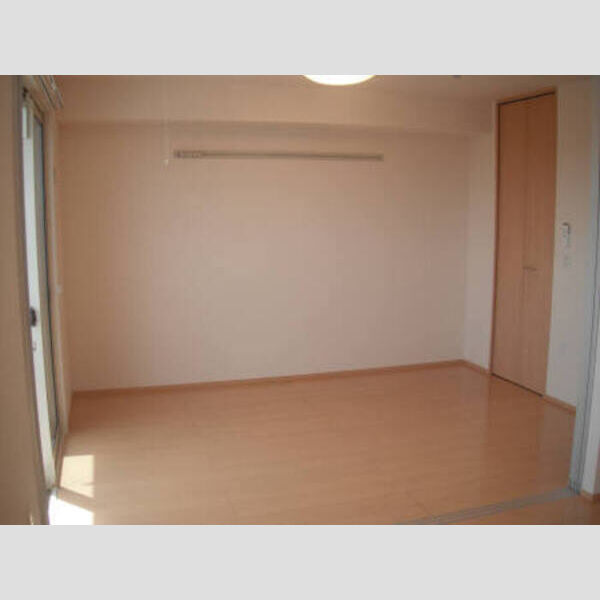 居室・リビング (南側洋室)