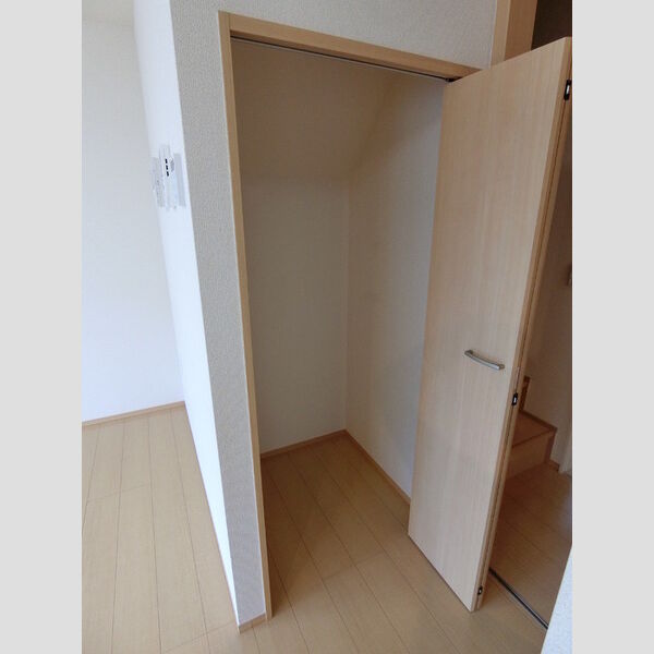 収納 (収納)