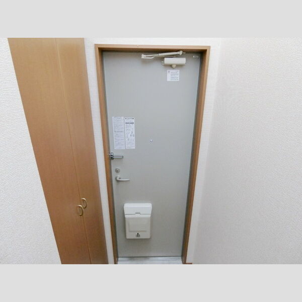 玄関 (玄関)