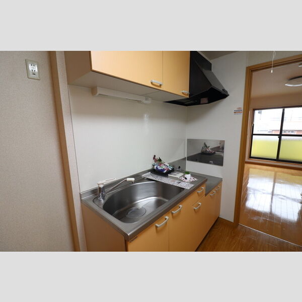 キッチン (キッチン)