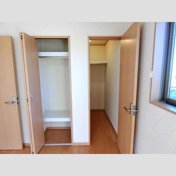 収納 (クローゼット)