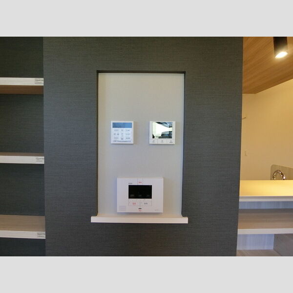 その他 (給湯リモコン　TVモニターホン)