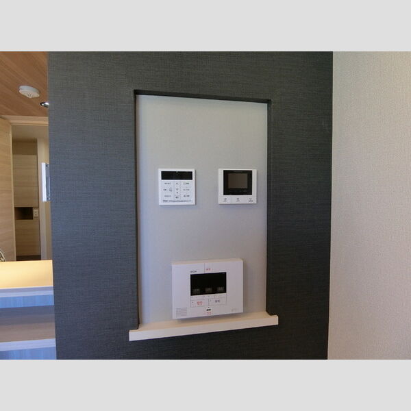 その他 (給湯リモコン　TVモニターホン)