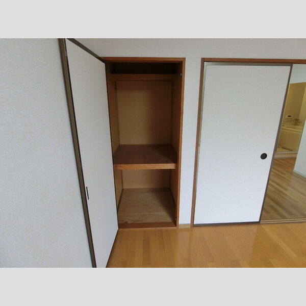 収納 (物入)
