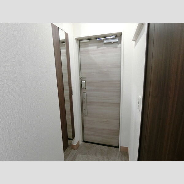 玄関 (玄関)