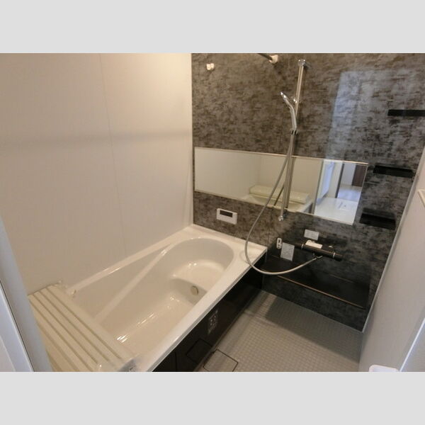 バス (バスルーム)