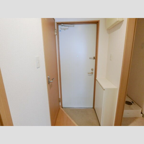 玄関 (玄関)