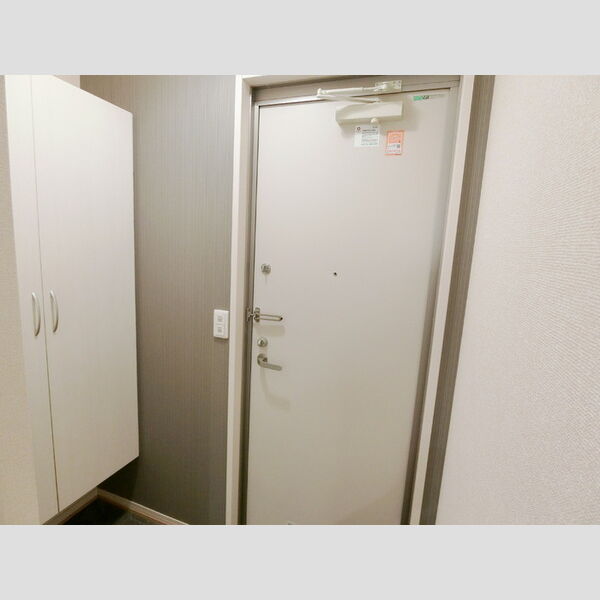 玄関 (玄関)