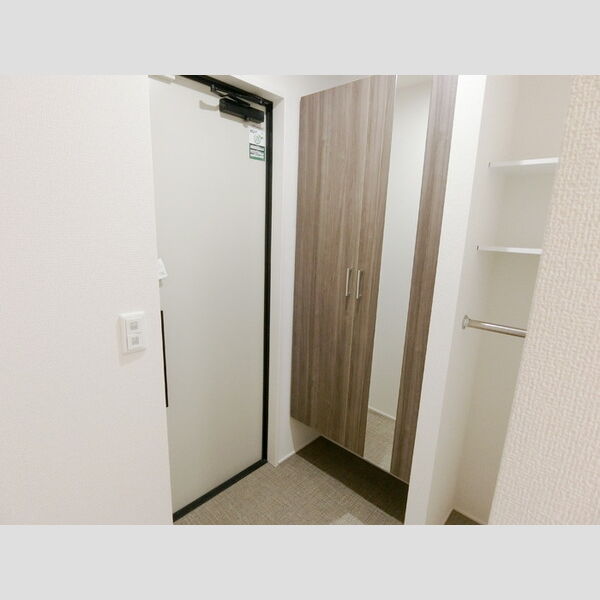 玄関 (玄関)