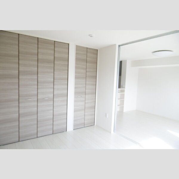 その他 (洋室)