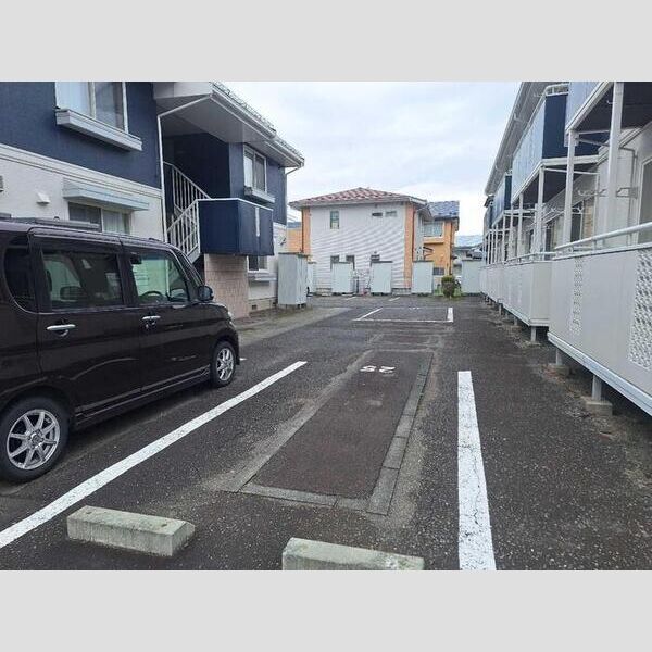 駐車場 (駐車場)