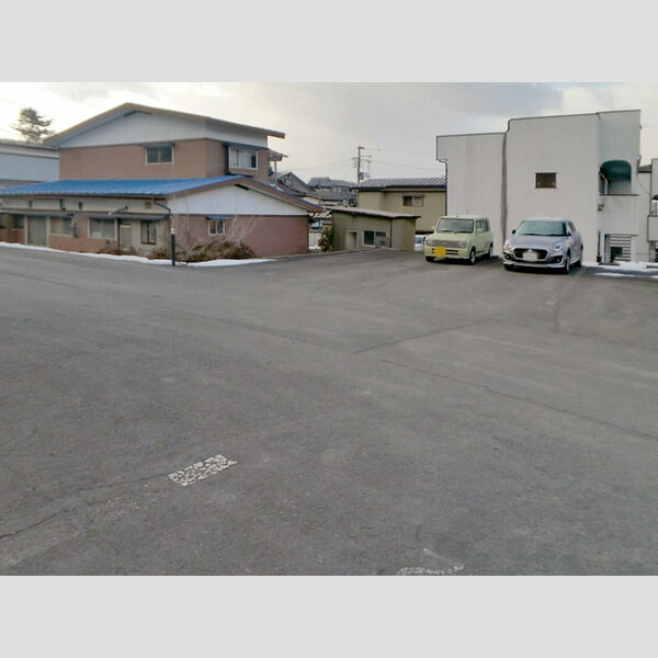 駐車場 (駐車場)