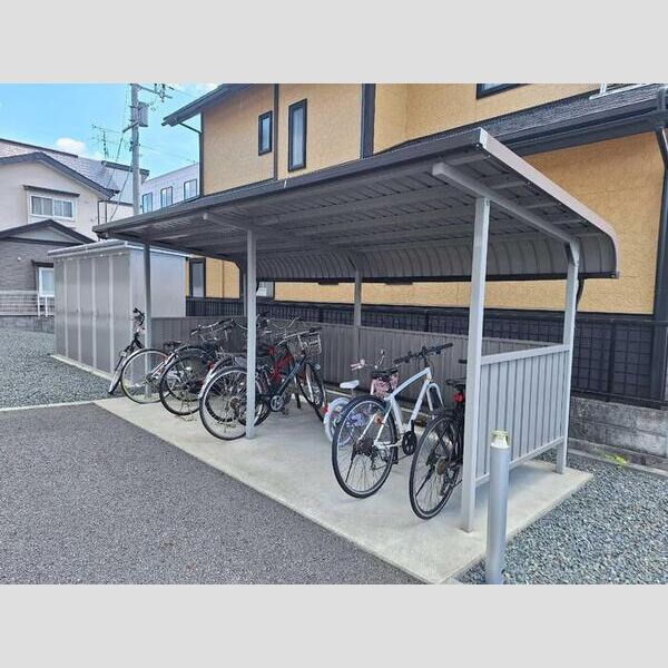 駐車場 (駐輪場)