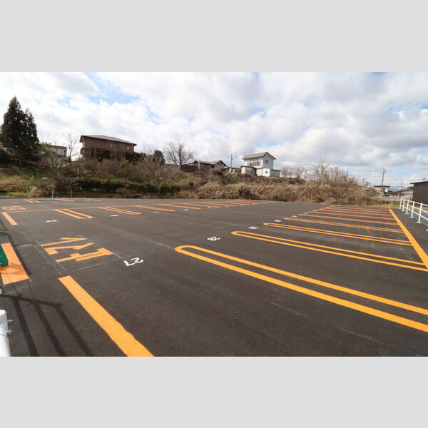 駐車場 (敷地外駐車場)