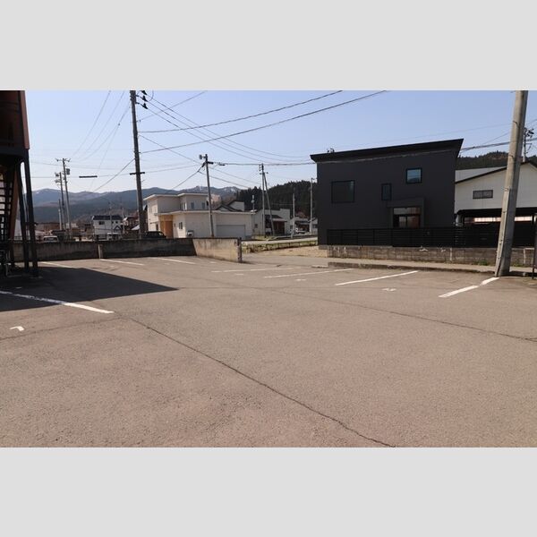 駐車場 (駐車場)