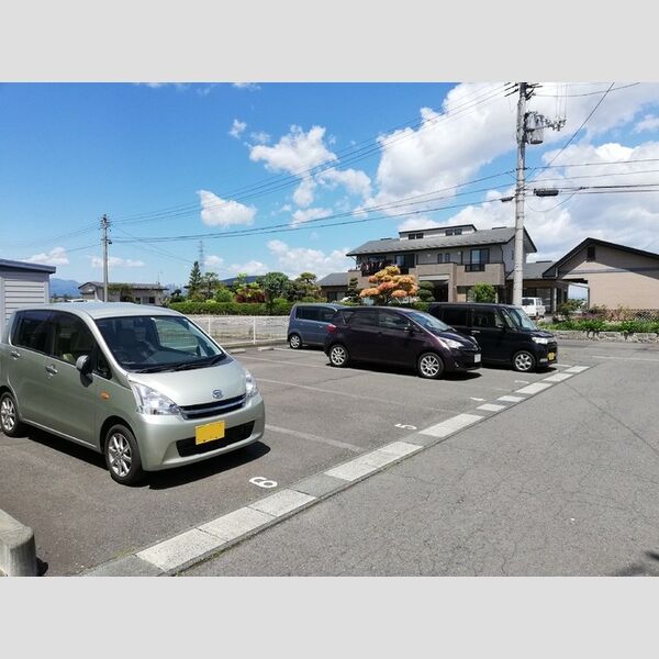 駐車場 (駐車場)