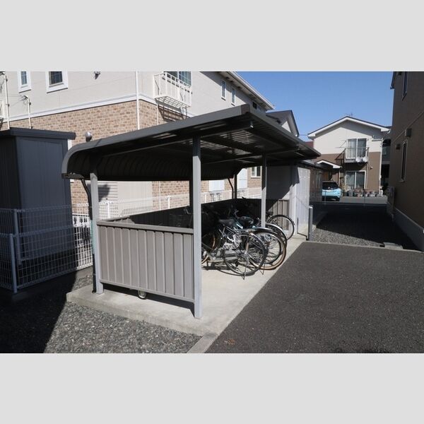 駐車場 (駐輪場)