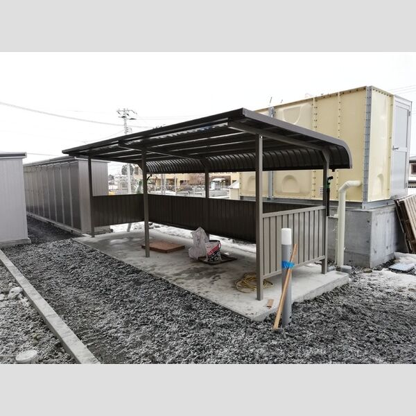 現地周辺 (駐輪場)