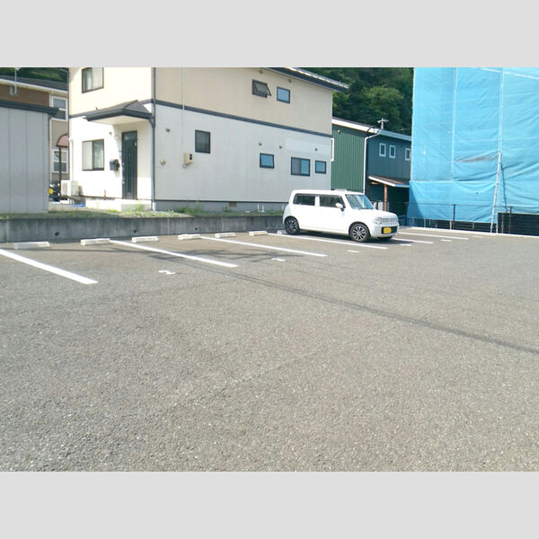 駐車場 (駐車場)