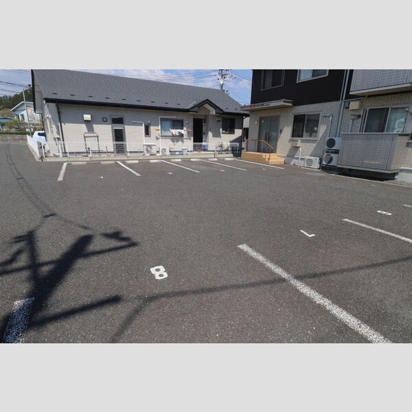 駐車場 (駐車場)
