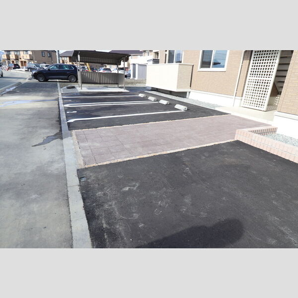 駐車場 (駐車場)