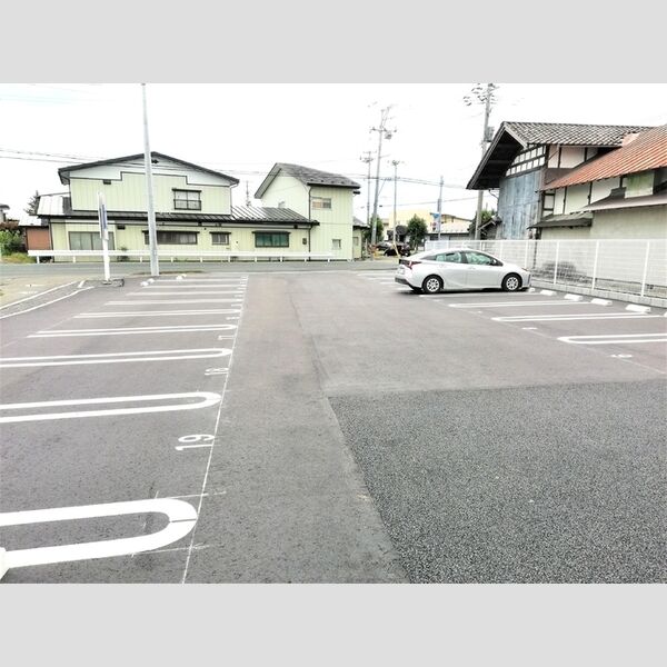 駐車場 (駐車場)