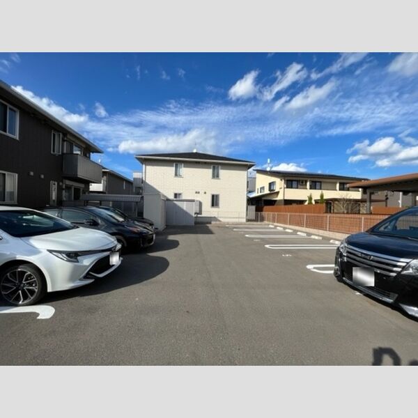 駐車場 (駐車場)