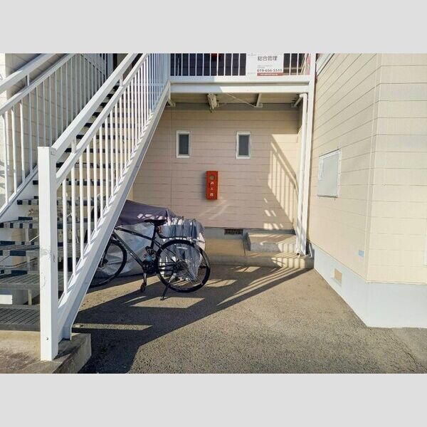 現地周辺 (ロビー)