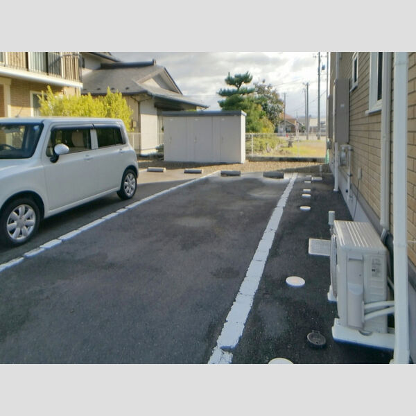 駐車場 (駐車場)