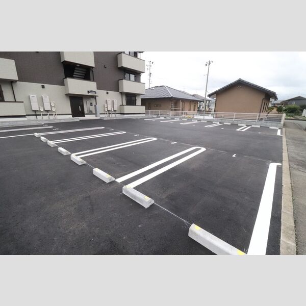 駐車場 (駐車場)