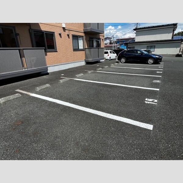 駐車場 (駐車場)