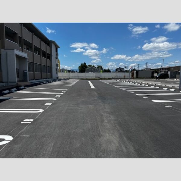 駐車場 (駐車場)