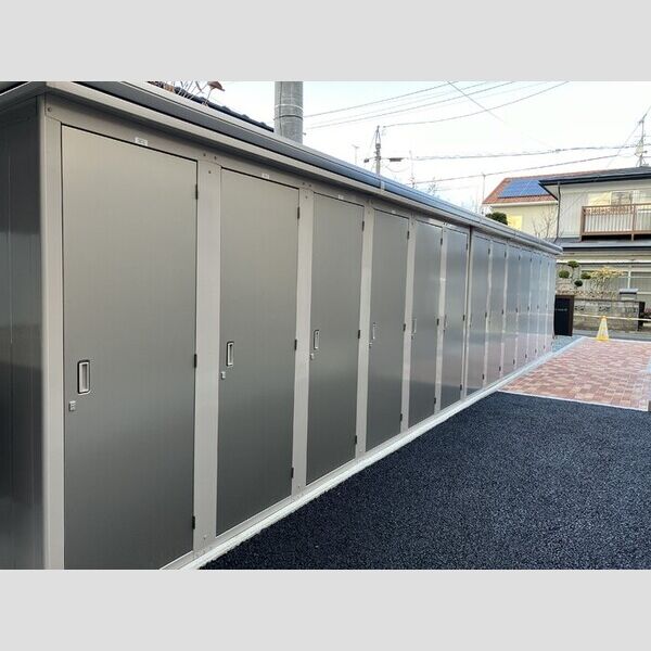 現地周辺 (物置)