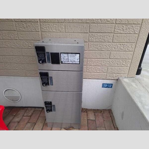 現地周辺 (宅配ボックス)