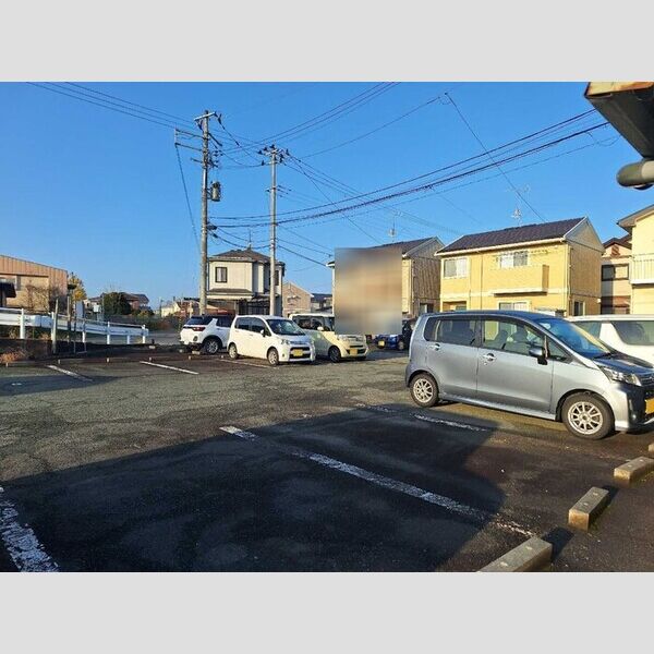 駐車場 (駐車場)