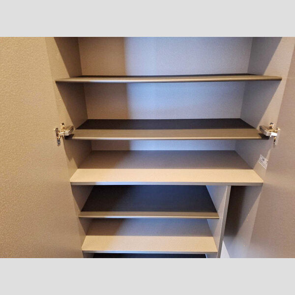 玄関 (シューズボックス)