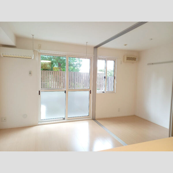 その他 (リビング～洋室)