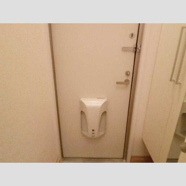 玄関 (玄関)