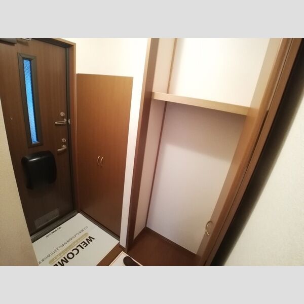 玄関 (玄関)