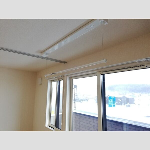 その他 (室内物干し)