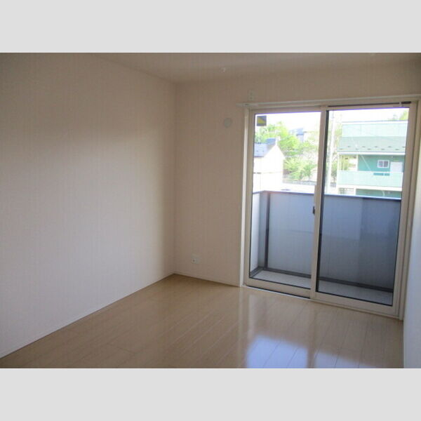 その他 (2F洋室)